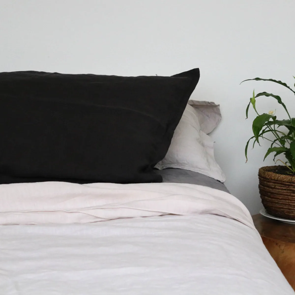French Linen Pillowcase – Standard (Oxford Edge)