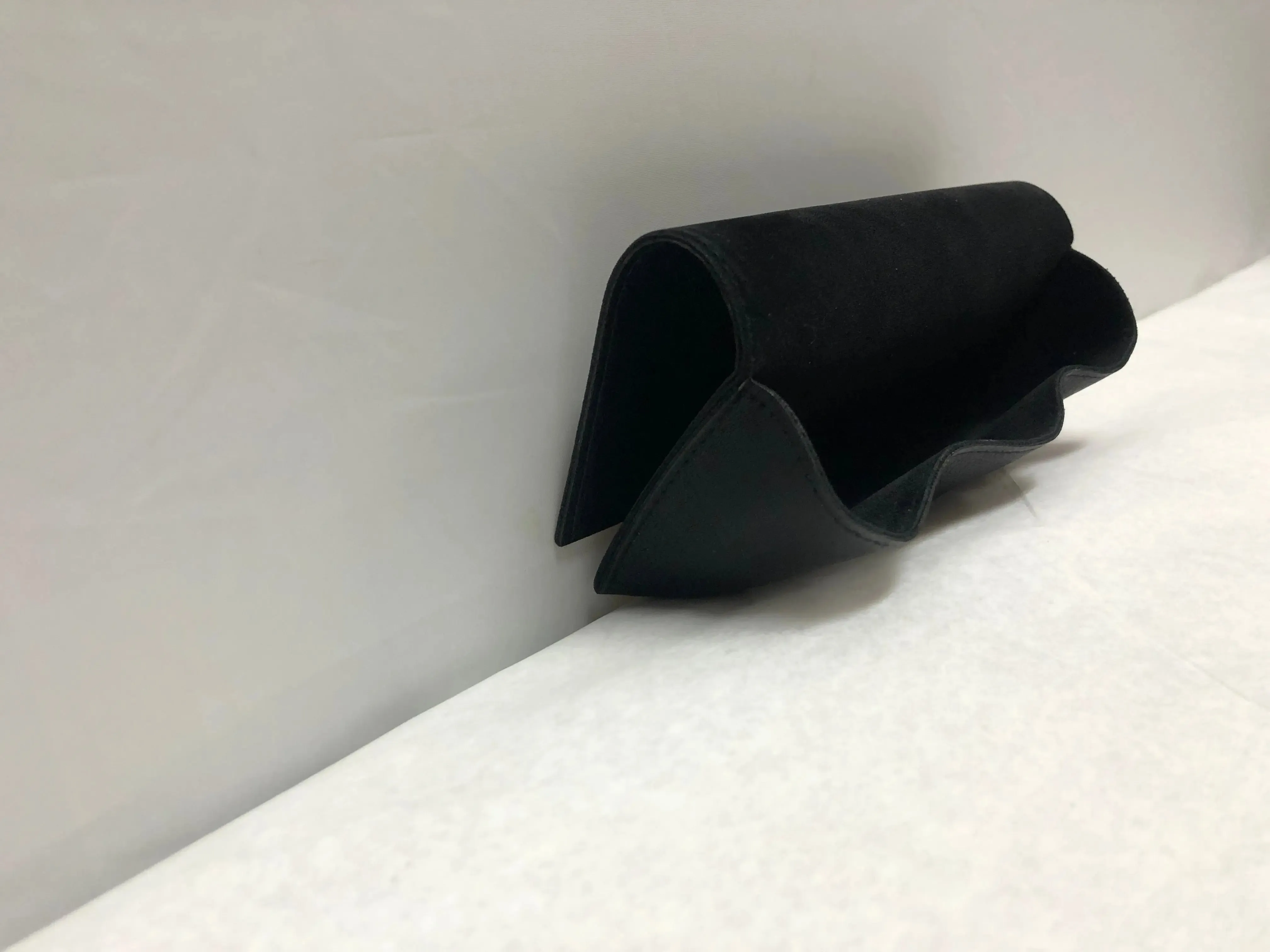 Kenneth Cole Optical Eyeglasses Semi-Hard Case | KMOPT-32