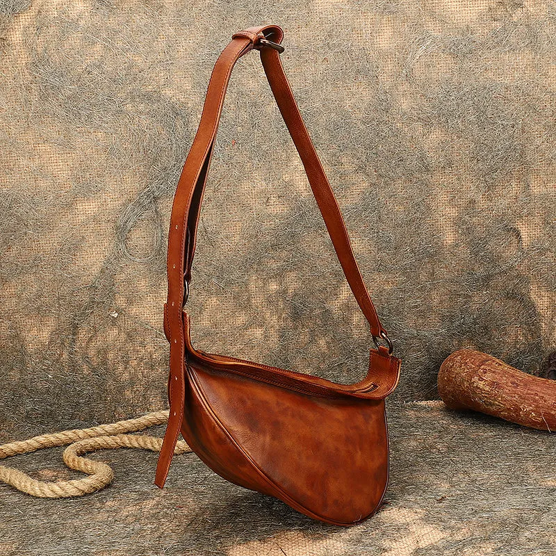 Vintage Leather Crossbody Chest Bag For Women Sling Pack